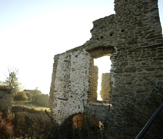 Hinauf zum Turm, © Foto: Laura Rinneburger, Quelle: Touristik-Büro Vordereifel