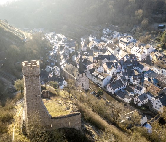 Die Philippsburg und Monreal, © Eifel Tourismus GmbH, D. Ketz