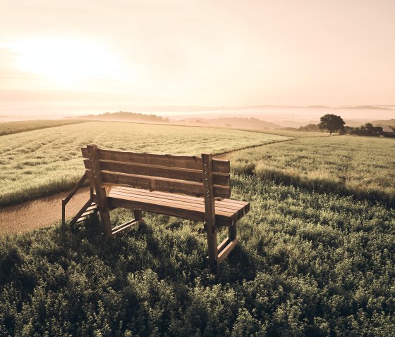 Sonnenaufgang, © Schieferland Kaisersesch, Marco Rothbrust