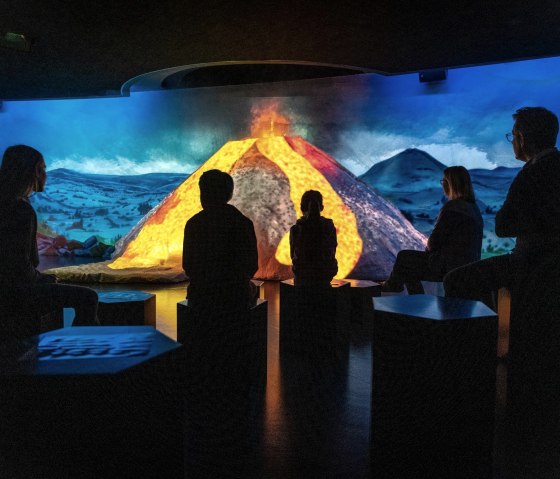 Vulkanausbruch im Lava-Dome, © Eifel Tourismus GmbH, D. Ketz