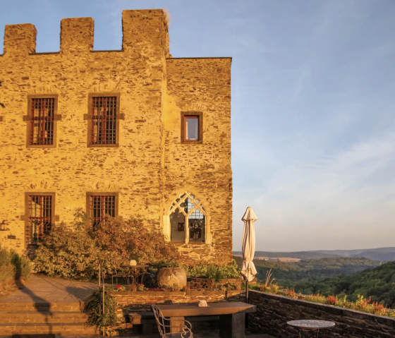 Burg Pyrmont im Sonnenuntergang, © Pascal Abel