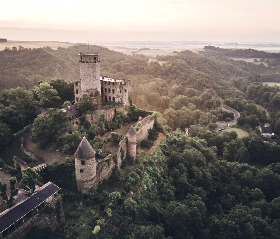 Elzbachtal Sonnenaufgang, © Schieferland Kaisersesch