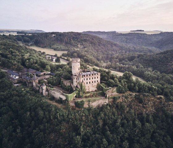 Blick auf die Burg, © Schieferland Kaisersesch